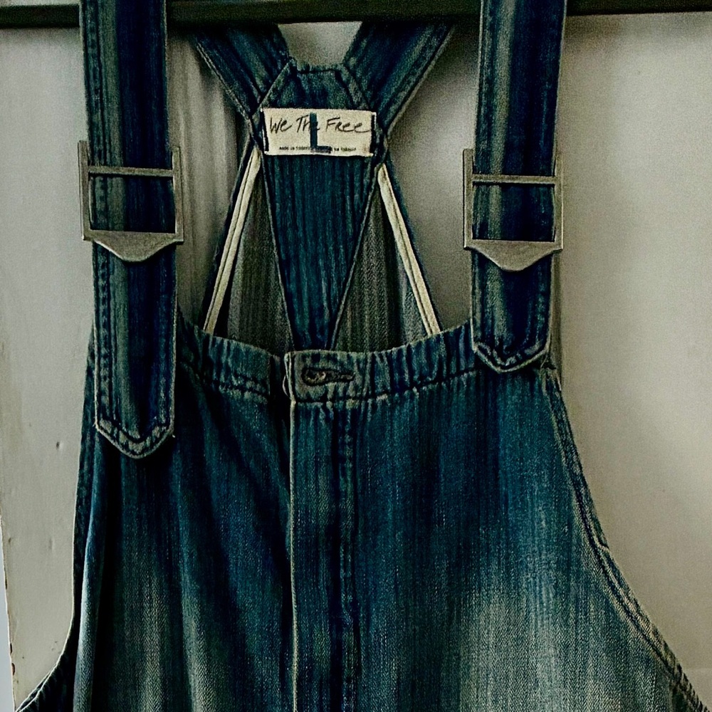 Denim Sleeveless Jumpsuit with Wide-Leg Cut Free People Hunter Overall - Picture 3 of 7